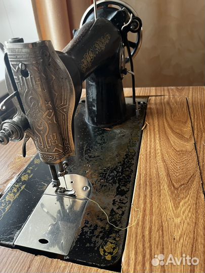 Швейная машинка