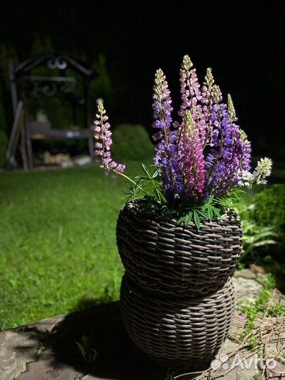 Кашпо для цветов из ротанга