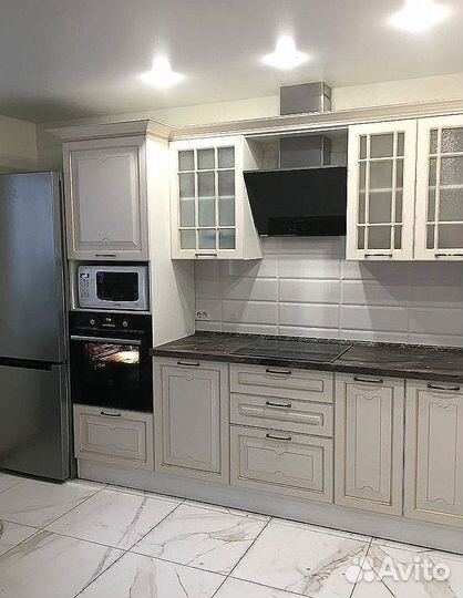 Кухня в потолок