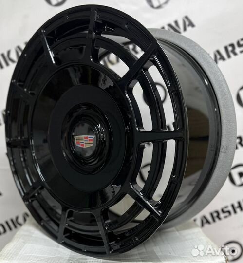 Кованые диски на Chevrolet Tahoe Шевроле Тахо R22