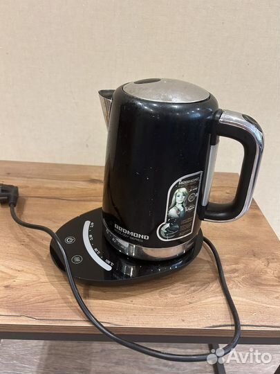 Чайник электрический redmond