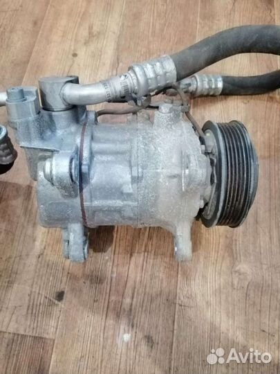 Компрессор кондиционера B48B20 BMW F30 F20 бмв