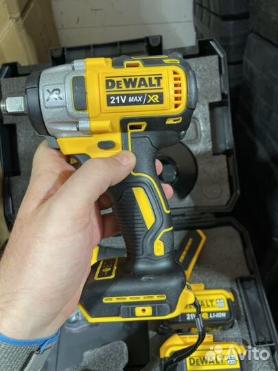 Гайковерт и болгарка DeWalt аккумуляторные