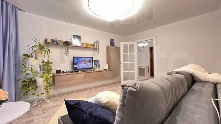 1-к. квартира, 43 м², 13/17 эт.