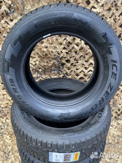 Pirelli Winter Ice Zero 245/60 R18 109H