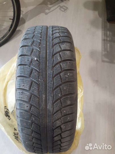 Matador MP 30 Sibir Ice 2 205/60 R16