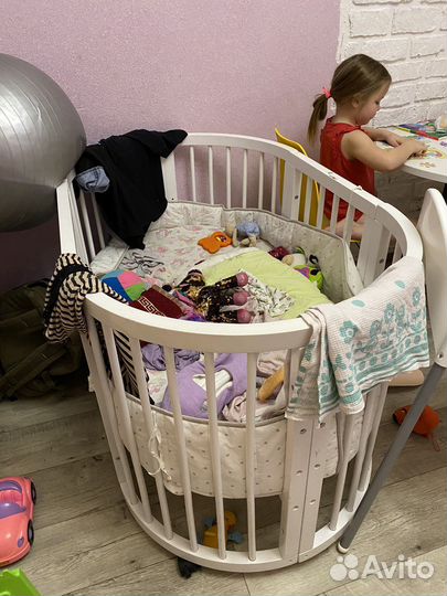 Детская кровать для новорождённых