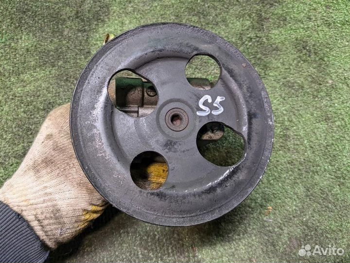 Насос гидроусилителя руля (гур) Mitsubishi Outlan