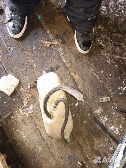 Расширительный бачок BMW 5 серии Е34