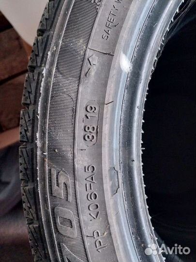 Goform W705 215/45 R17