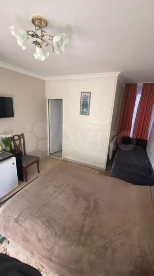 Комната 25 м² в 5-к., 2/3 эт.