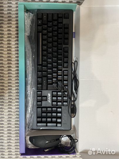 Игровая клавиатура с подсветкой