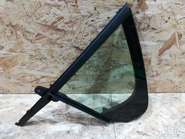 Форточка задняя левая шкода рапид