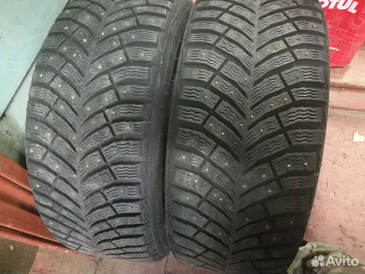 Michelin X-Ice North 4 245/45 R17