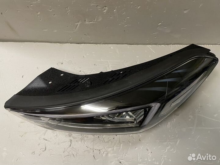 Фара левая Hyudai Tucson 3