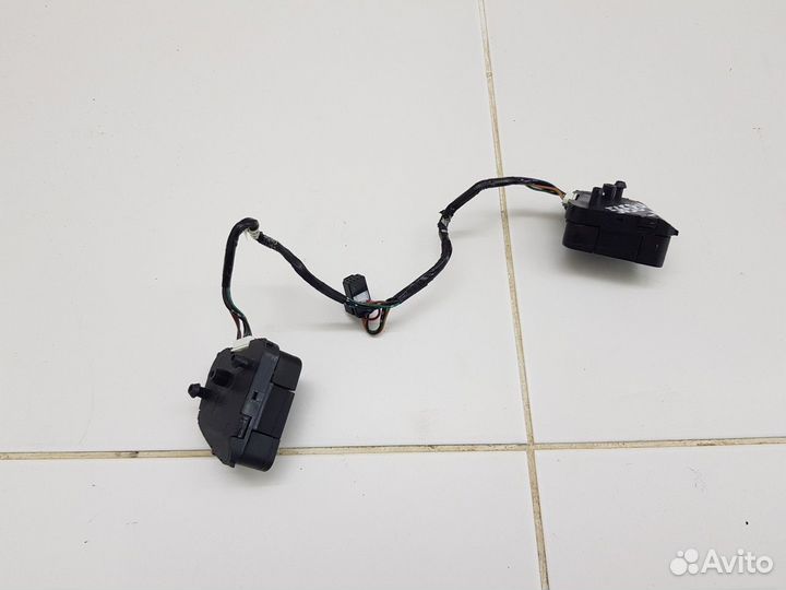 Блок кнопок на руль (Zotye T600)