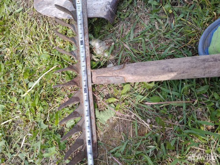 Лопаты, грабли