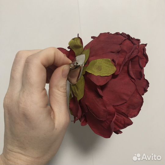Брошь цветок