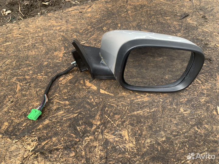 Volvo xc90 зеркало правое с поворотником