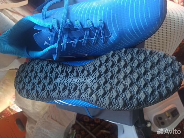 Бутсы-сороконожки Quantum demix 3tf 42размер