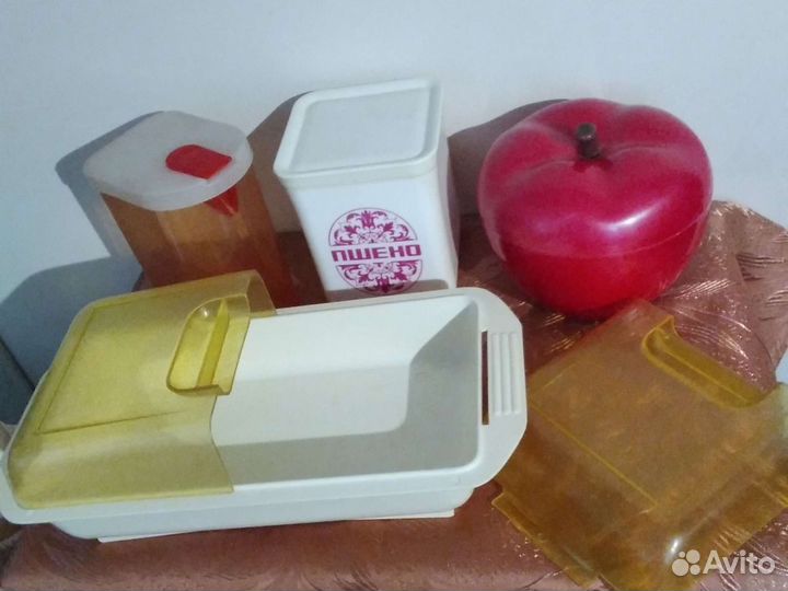 Термокружки,вазы и посуда