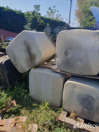Баки топливные на грузовые авто
