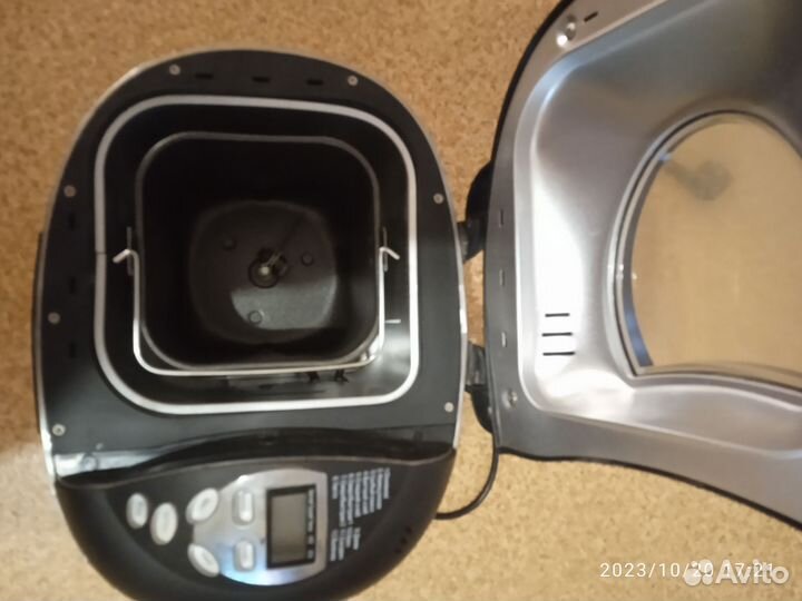 Хлебопечка