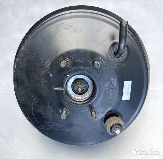 Мицубиси L400 Усилитель вакуумный тормозов