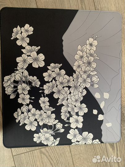 Качественные новые игровые коврики с принтами