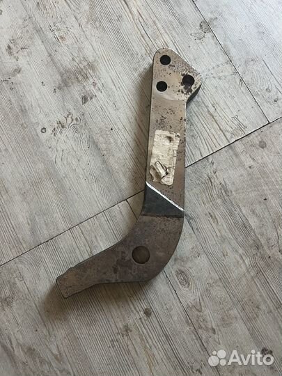 Стойка плуга kuhn 550179