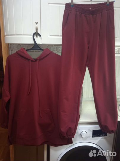 Костюм спортивный