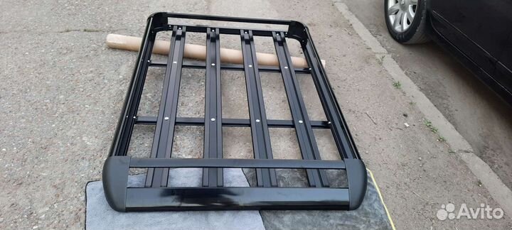 Багажник на крышу алюминевый чёрного цвета