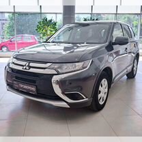 Mitsubishi Outlander 2.0 CVT, 2018, 145 817 км, с пробегом, цена 1 931 000 руб.