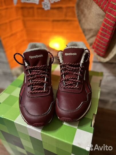 Кроссовки зимние женские reebok