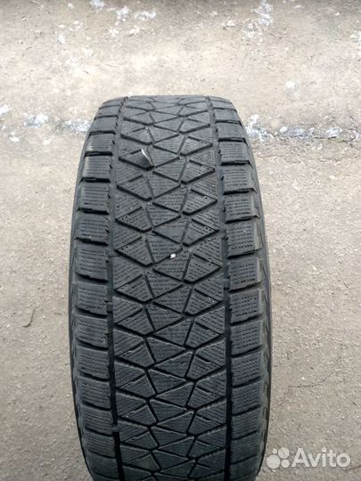 Bridgestone Blizzak DM-V2 265/65 R17 112R