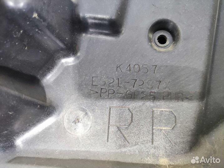 Панель двери задней правой Mazda CX-7