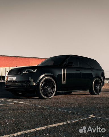 Кованые диски R22 GT Performance на Range Rover