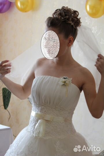 Свадебное платье