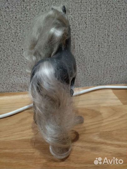 Лошадь игрушка