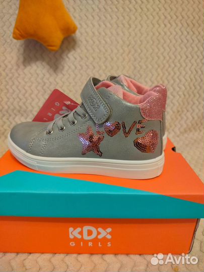 Ботинки детские размер 28