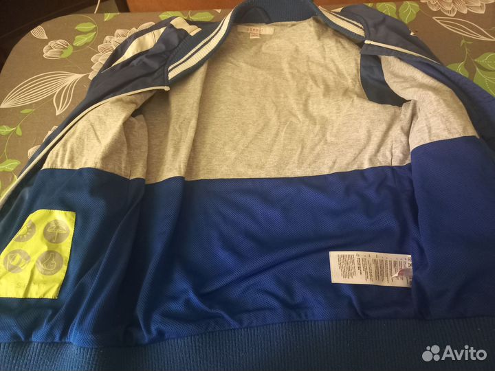Ветровка для мальчика 140 146
