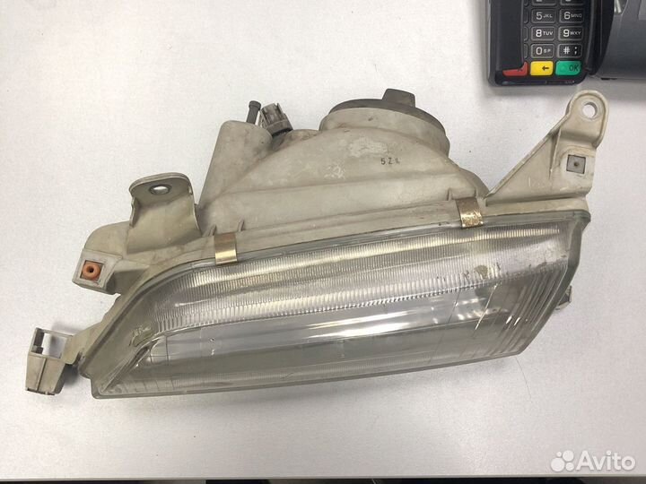 Фара левая Toyota Premio