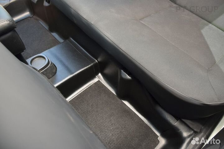 Накладки на ковролин Renault Duster задние