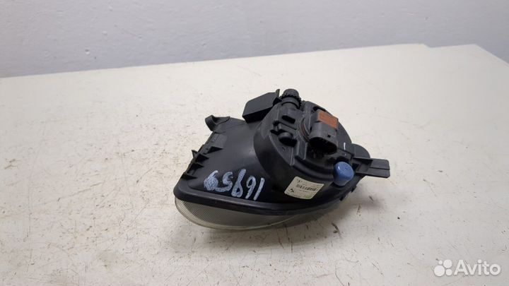 Фара противотуманная правая BMW 5 F07 Gran Turismo, 2011