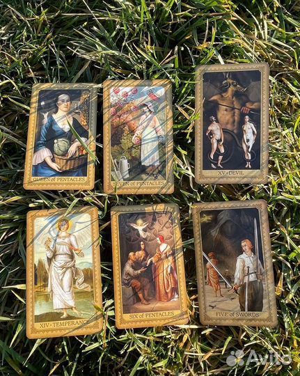 Гадание на картах Таро Магия Приворот Гадалка