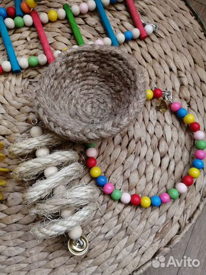 Игрушки для птиц