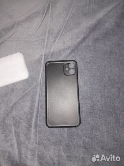 Чехол на iPhone 11