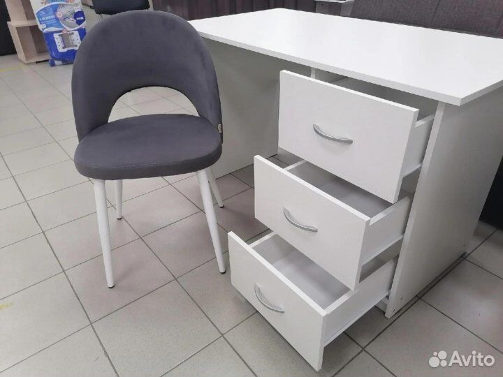 Письменный стол Сити 1