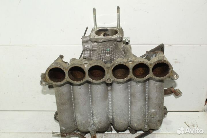 Коллектор впускной toyota 4runner VZN185 5vzfe