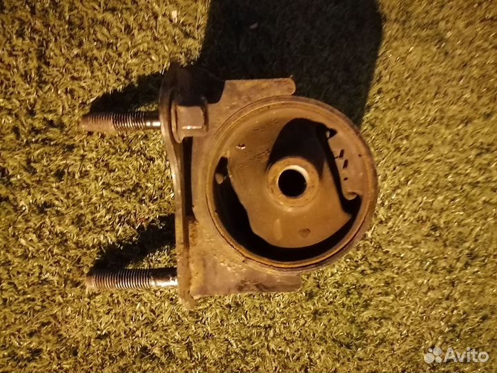 Опора двигателя (подушка двс) задняя 12371-28070 T